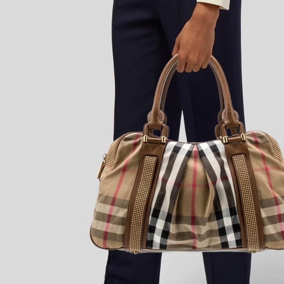 Burberry Plaid Shoulder Bag with Brown Leather - Picture 2 of 10